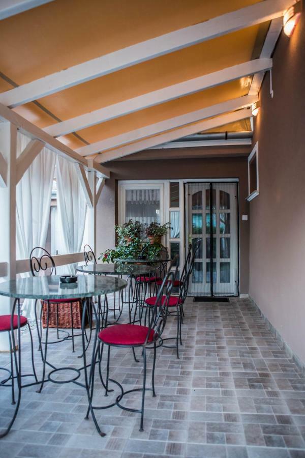 Virag Vendeghaz Holiday home *